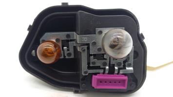 Base portalampade fanale posteriore destro