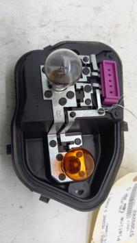 Base portalampade fanale posteriore destro