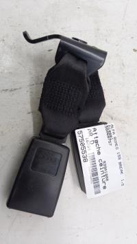Attache ceinture arriere droit