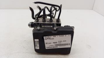 Blocco ABS (antibloccaggio freni)