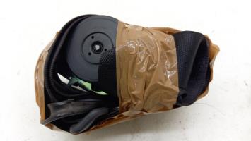 Cinturón de seguridad trasero derecho