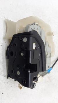 Cerradura delantera izquierda