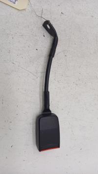 Attache ceinture avant gauche