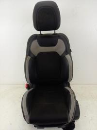 Asiento delantero izquierdo