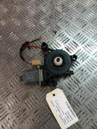 Moteur leve vitre avant droit