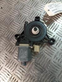 Moteur leve vitre avant gauche