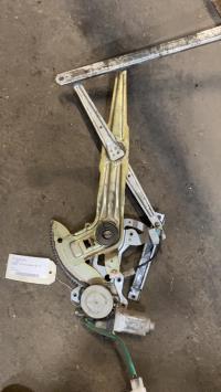 Leve vitre electrique avant gauche