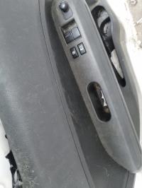 Leve vitre electrique avant gauche