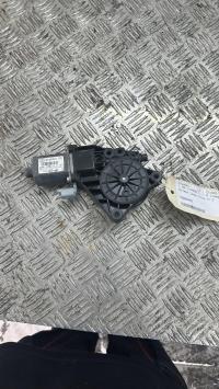 Moteur leve vitre avant droit