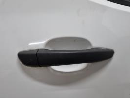 Poignee porte avant droit