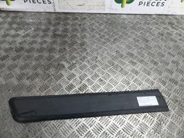 Baguette de porte arriere droite