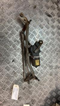 Moteur essuie glace avant