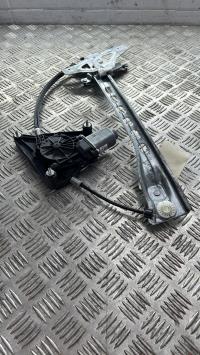 Leve vitre electrique avant gauche