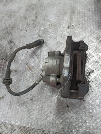 Etrier avant gauche (freinage)