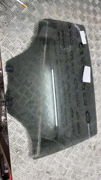 Vitre arriere droit