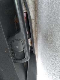 Interrupteur de leve vitre avant droit