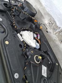 Leve vitre electrique avant gauche