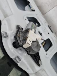 Moteur essuie glace arriere