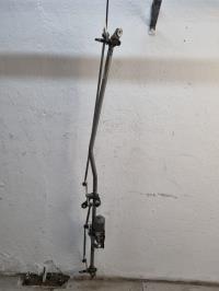 Moteur essuie glace avant