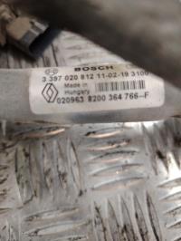 Moteur essuie glace avant