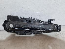 Poignee porte avant gauche