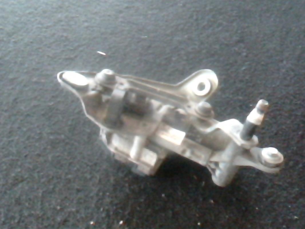 Moteur essuie glace avant gauche