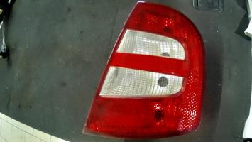 Fanale posteriore principale destro (luci)