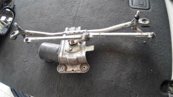 Motore tergicristallo anteriore
