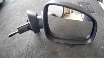 Retrovisor derecho