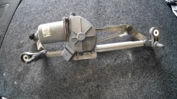 Moteur essuie glace avant