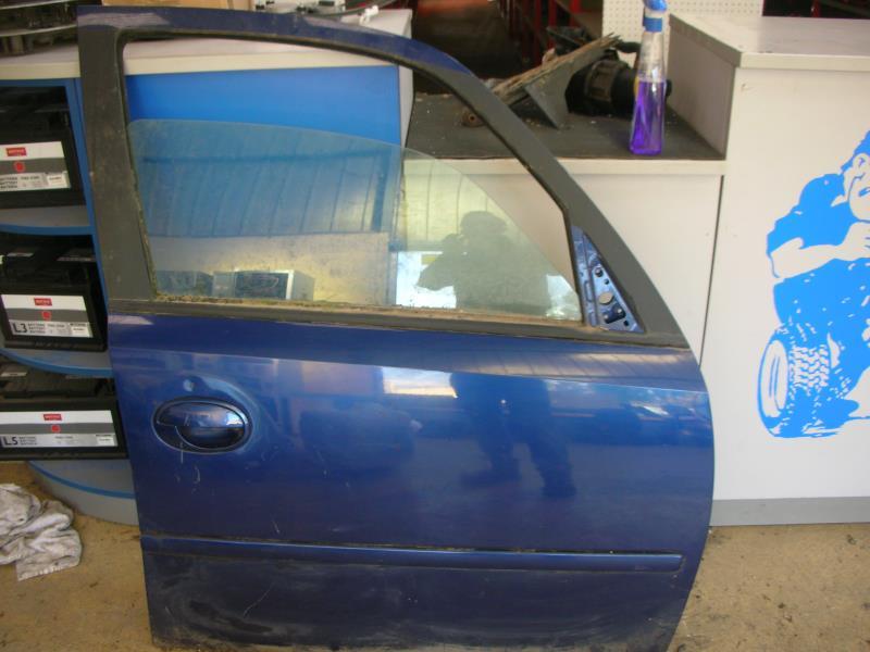 Porte avant droit
