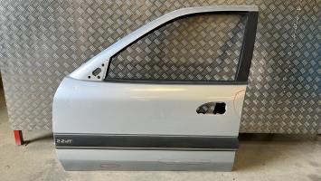Porte avant gauche
