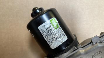Moteur essuie glace avant droit