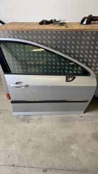 Porte avant droit