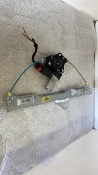 Leve vitre electrique avant droit