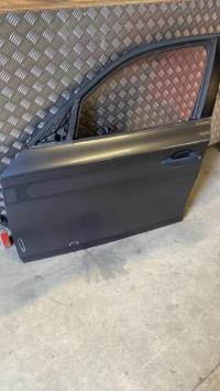 Porte avant gauche