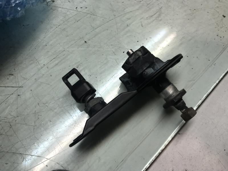 Rear window wiper mechanism