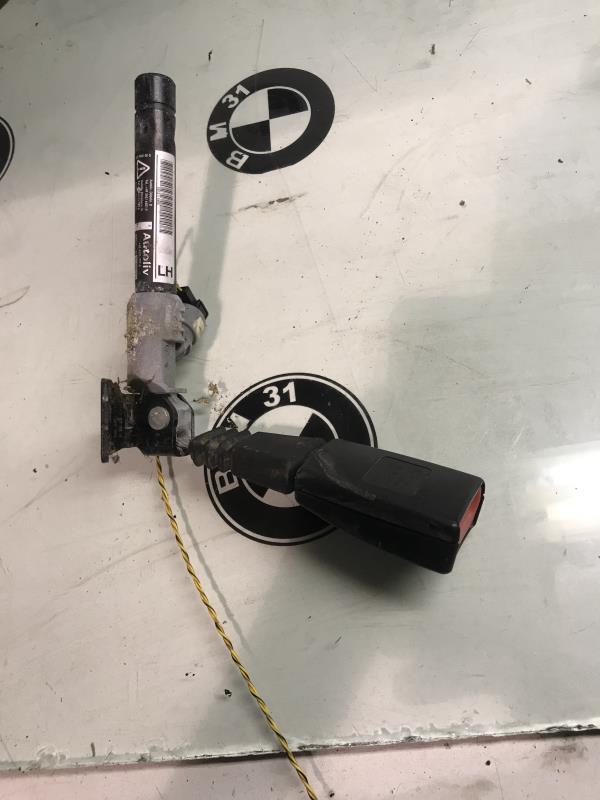 Cinturón de seguridad trasero izquierdo