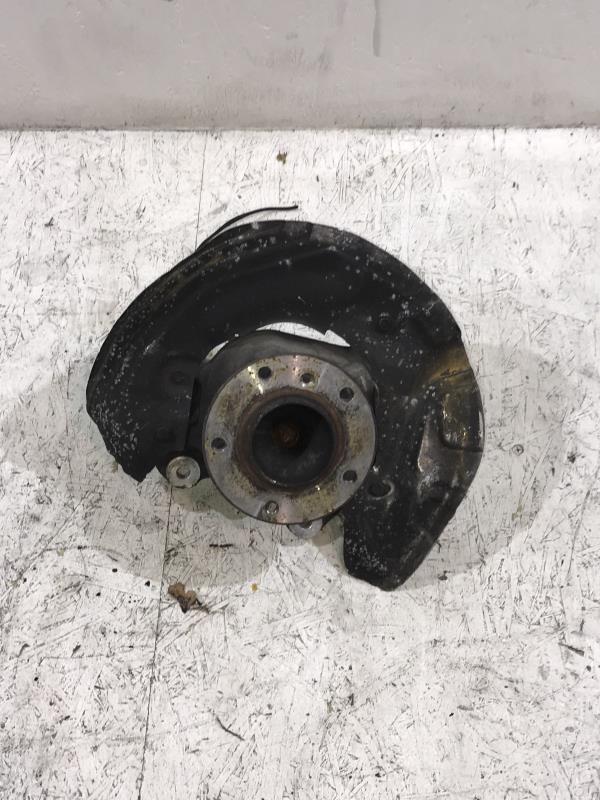 Fusee avant droit