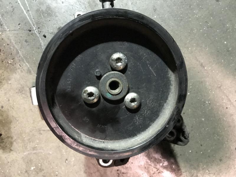 Power steering pump