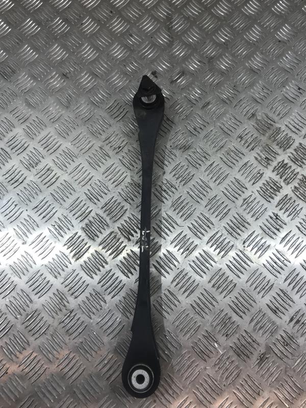 Bras de suspension superieur arriere gauche