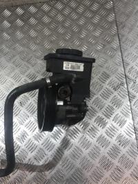 Pompa sterzo