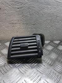 Aerateur tableau de bord avant gauche