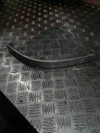 Cornice fanale posteriore sinistro