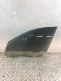 Vitre avant gauche