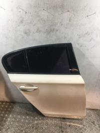 Puerta trasera derecha