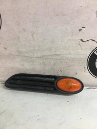 Ripetitore lampeggiante anteriore sinistro (Luci)