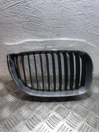 Grille de calandre droite