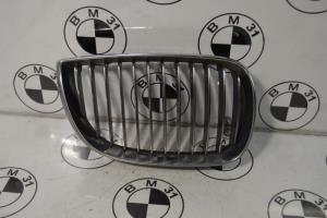 Grille de calandre droite