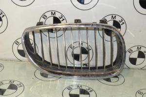 Grille de calandre droite